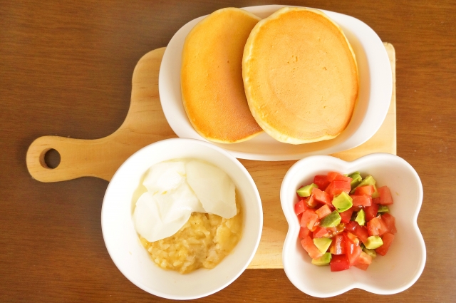赤ちゃんの味覚って後天的なもの 同じメニューを食べ続けた双子はどうなったのか ノビコト