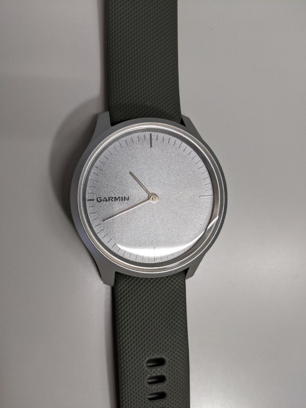 GARMIN VIVOMOVE STYLE シルバー 美品です GARMIN VIVOMOVE STYLE シルバー 美品です
