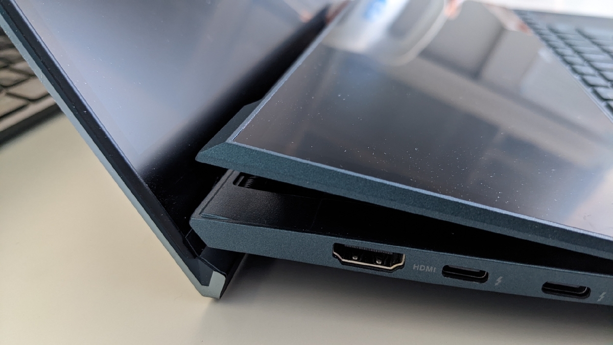 【画面割れあり】UX482E ASUS ZenBook Pro Duo 画面割れあり】UX482E ASUS ZenBook Pro Duo 画面割れあり