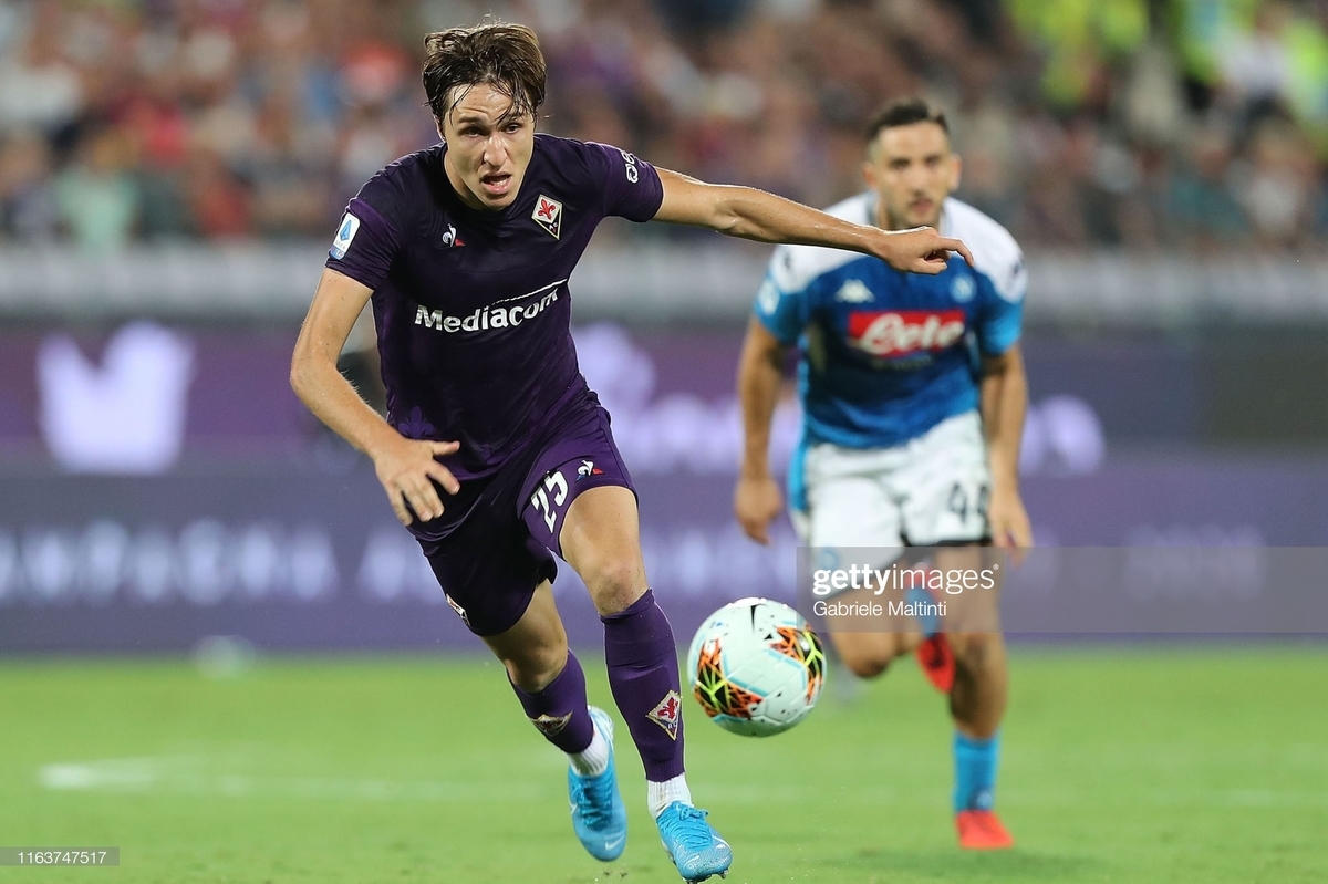 イタリアの若きジャックナイフ フェデリコ キエーザの魅力 大人になってから学ぶサッカーの本質とは イタリアの若きジャックナイフ フェデリコ キエーザの魅力 大人になってから学ぶサッカーの本質とは