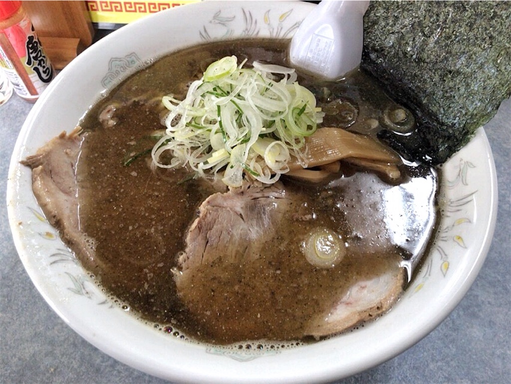 文ちゃんラーメン - 飲まずにやってられっか。