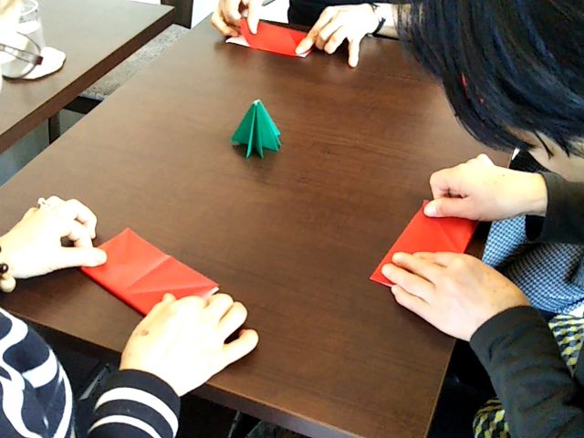 f:id:nonamed:20171208071407j:plain f:id:nonamed:20171208071407j:plain