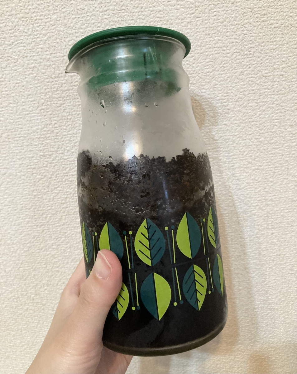 澤井珈琲の水出しアイスコーヒーを作っている様子