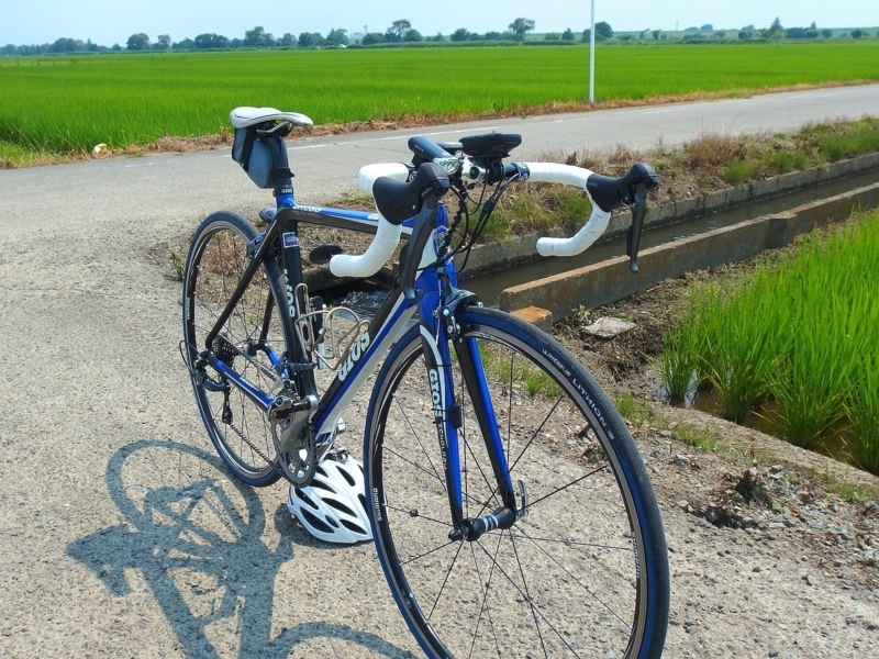 r2000 口コミ 自転車 クラリス