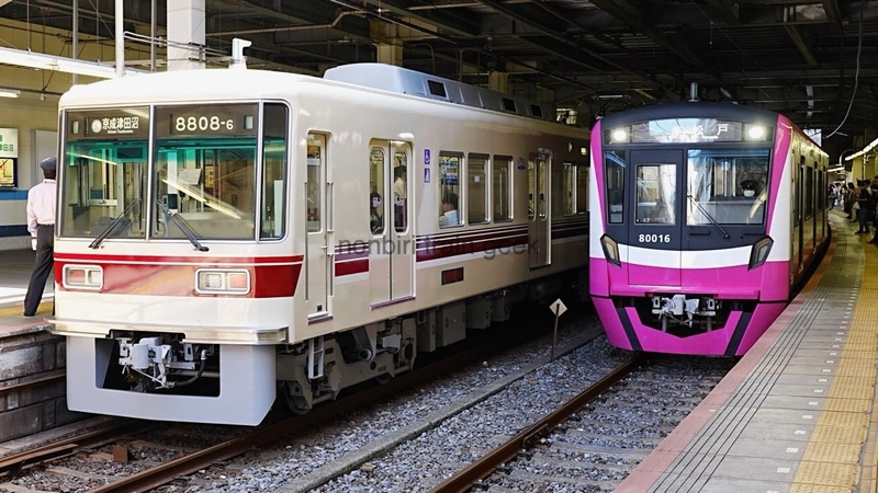 新京成電鉄の列車を撮影する 8800形 京成千葉線直通色復刻車 GTO