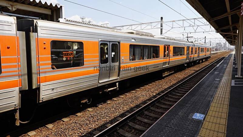 JR東海 静岡エリア 313系 211系併結編成 8000番台 東海道線 - の