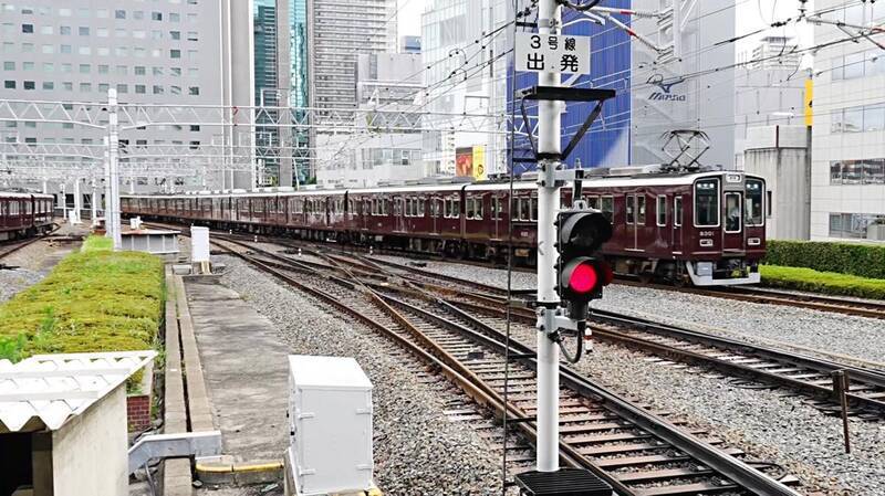 阪急京都線 8300系【その1】前期型「額縁タイプ」 - のんてつ nonbiri