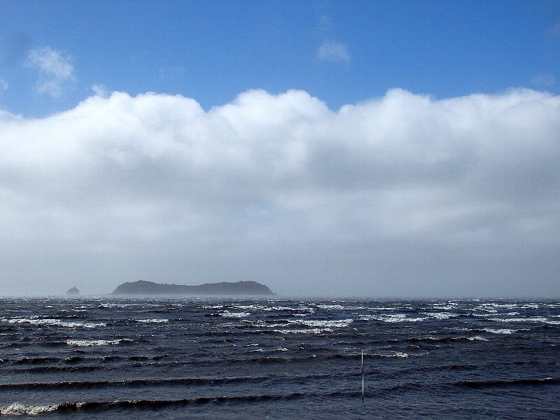 [台風１８号][竹島海岸]