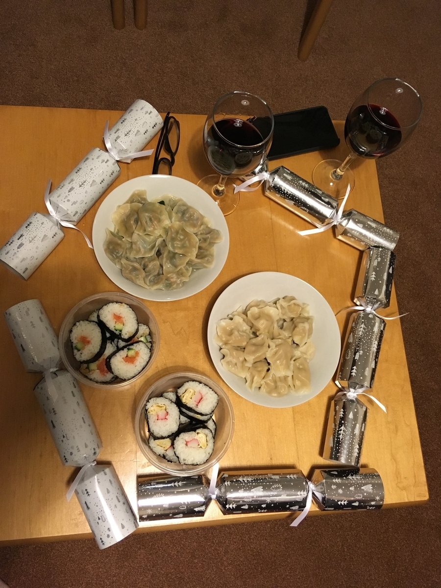 イギリスのクリスマスクラッカー - イギリスでも、黙っていられ