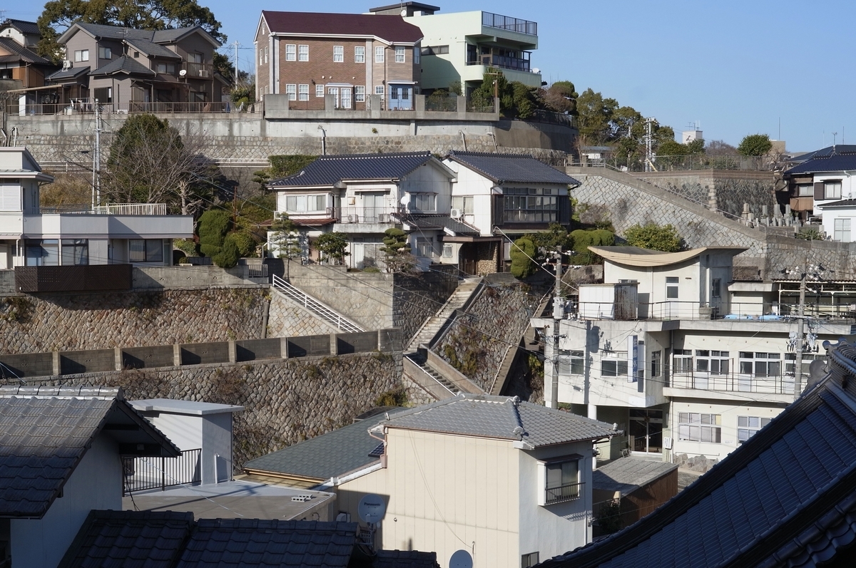 下関市 : 上田中町 階段巡り - おなかがよわいお坊さんはあわてない