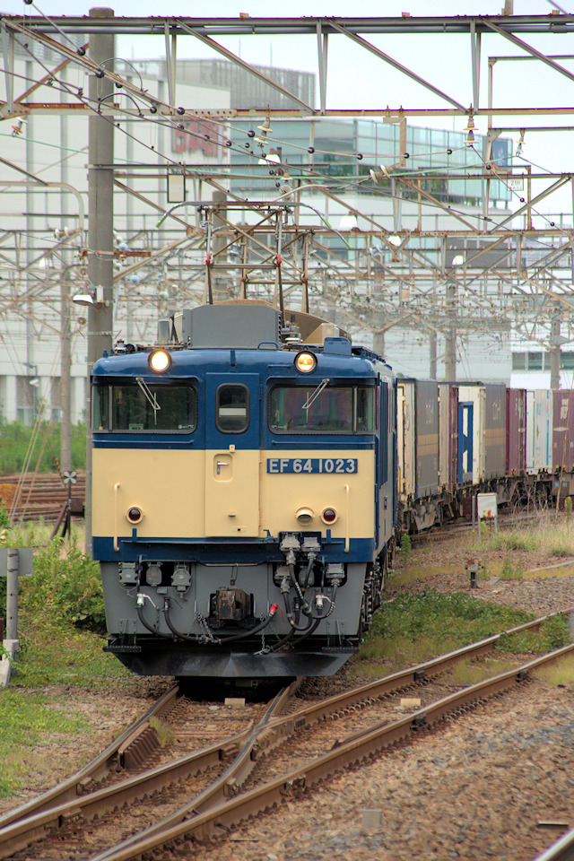 消えゆく「国鉄形」 アルバム編・国鉄色のEF64 - 旅メモ ～旅について