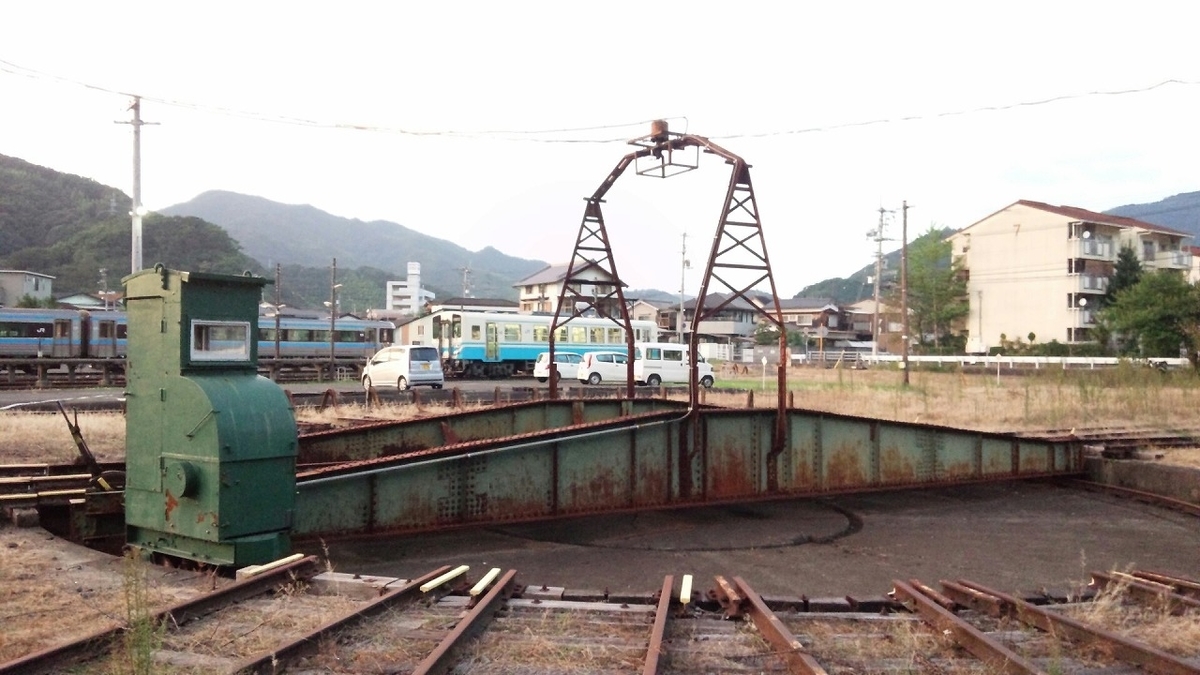 鉄道旅で見かけた転車台 - 鉄道と自転車でプチ冒険に出よう