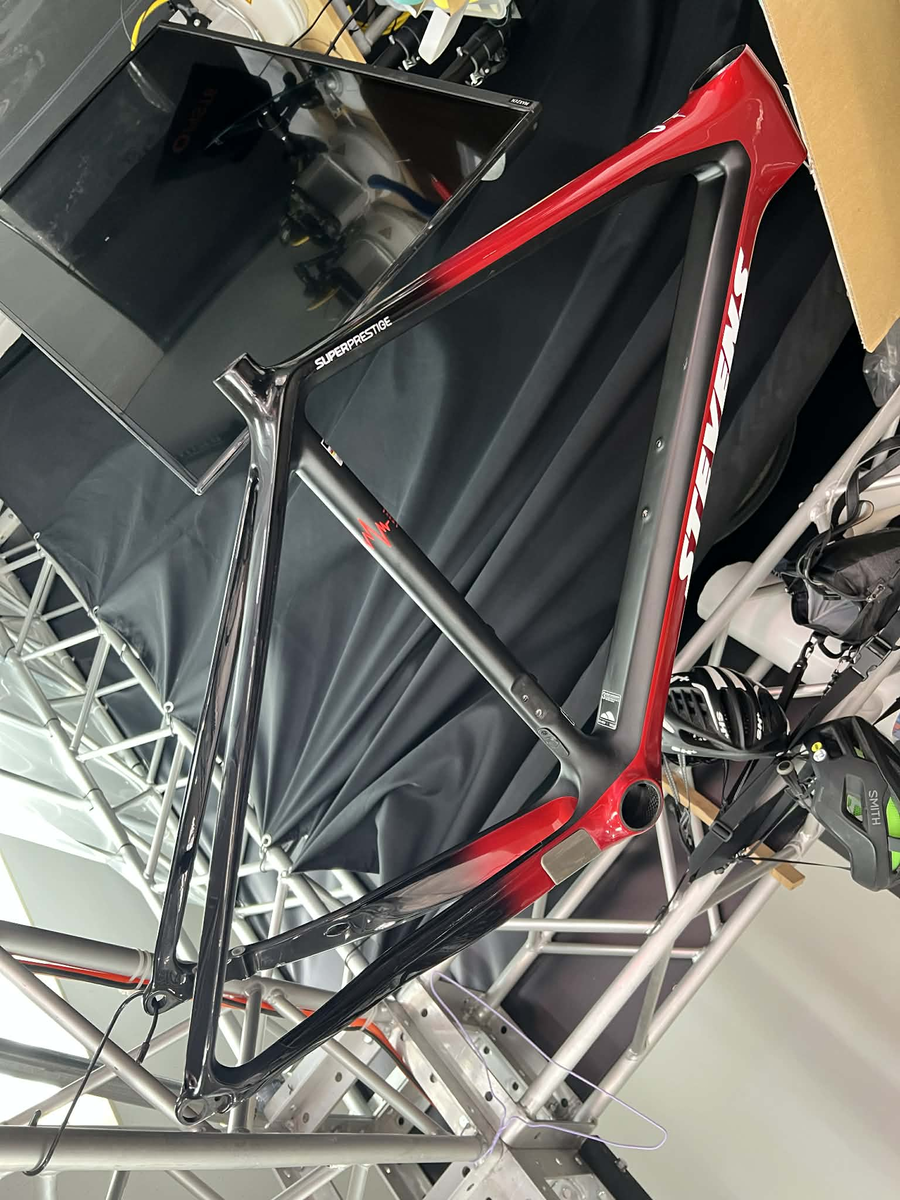 カーボンドライジャパン】実録！CXフレームが折れたので補修してもらい