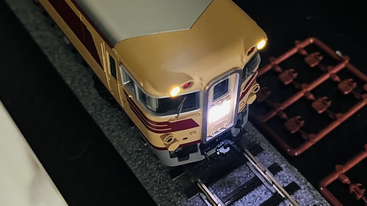 【tyobityobi】HO KATO キハ82系 その他 エヌ小屋パーツ KATO鉄道模型オンラインショッピング （HO）キハ82系 4両基本セット