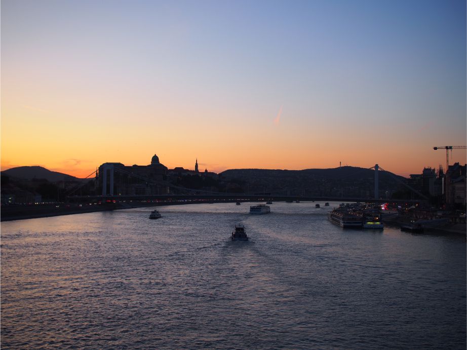 f:id:nozomin_travel:20190908194515j:plain f:id:nozomin_travel:20190908194515j:plain