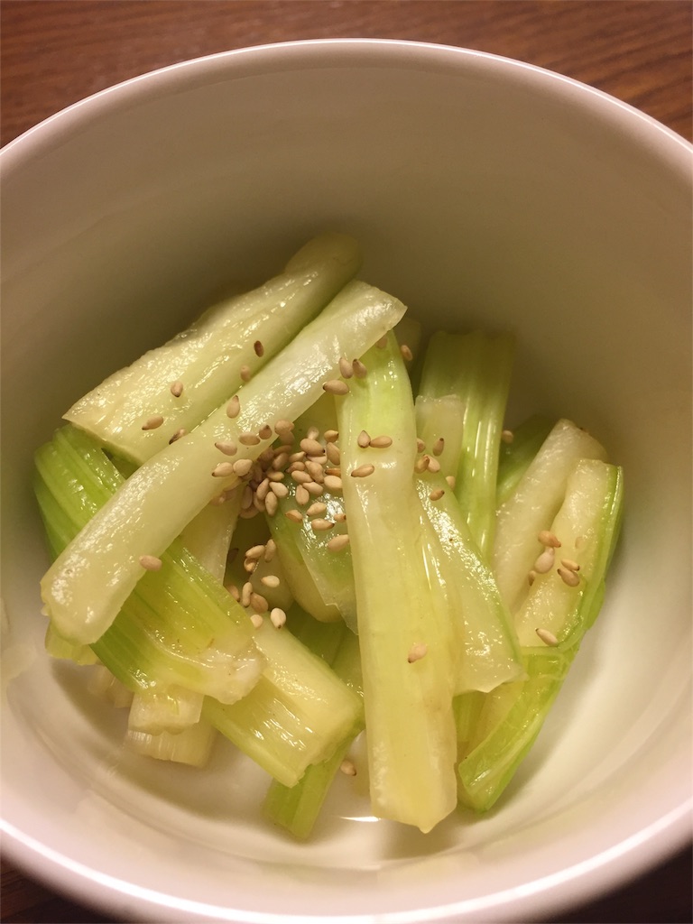 セロリが安くなってたので 浅漬けを作ってみました Nqumenの日記