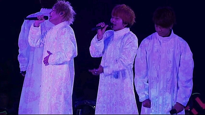 NEWS LIVE TOUR 2016 QUARTETTO」が発売されたので、好きな演出と衣装