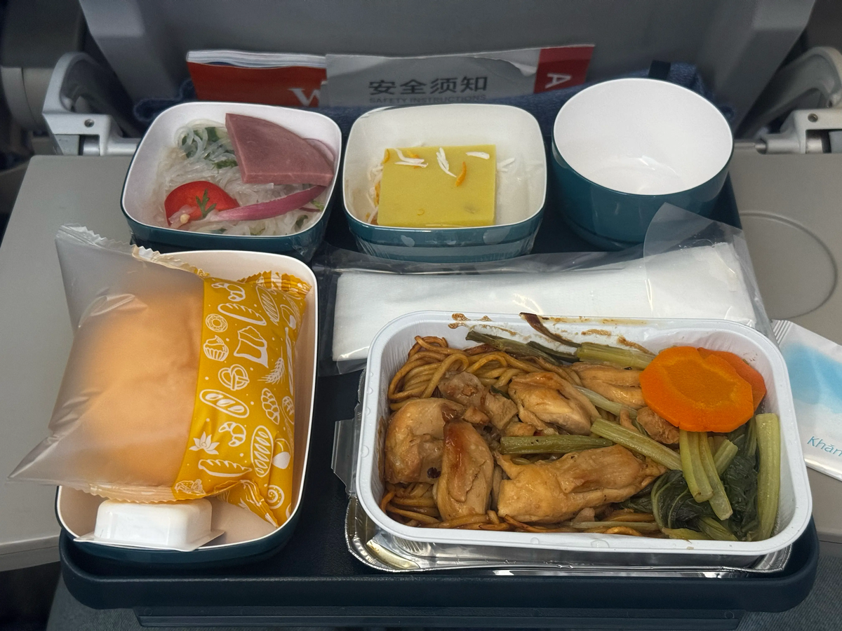CA704機内食の写真