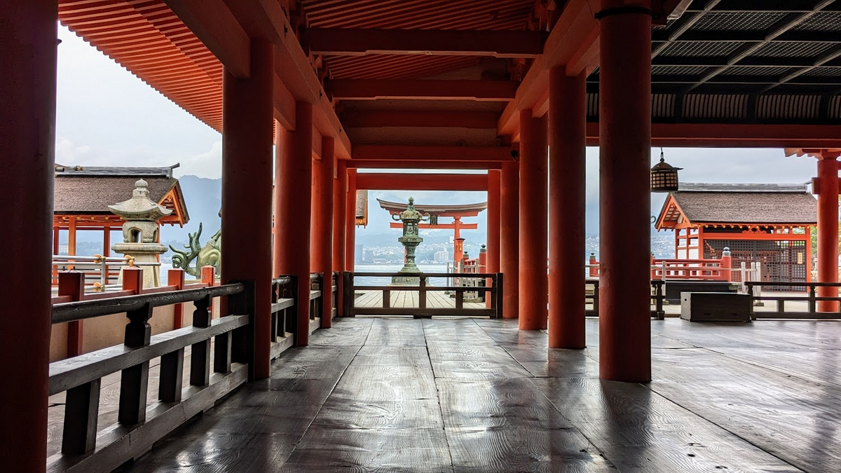 厳島神社社殿