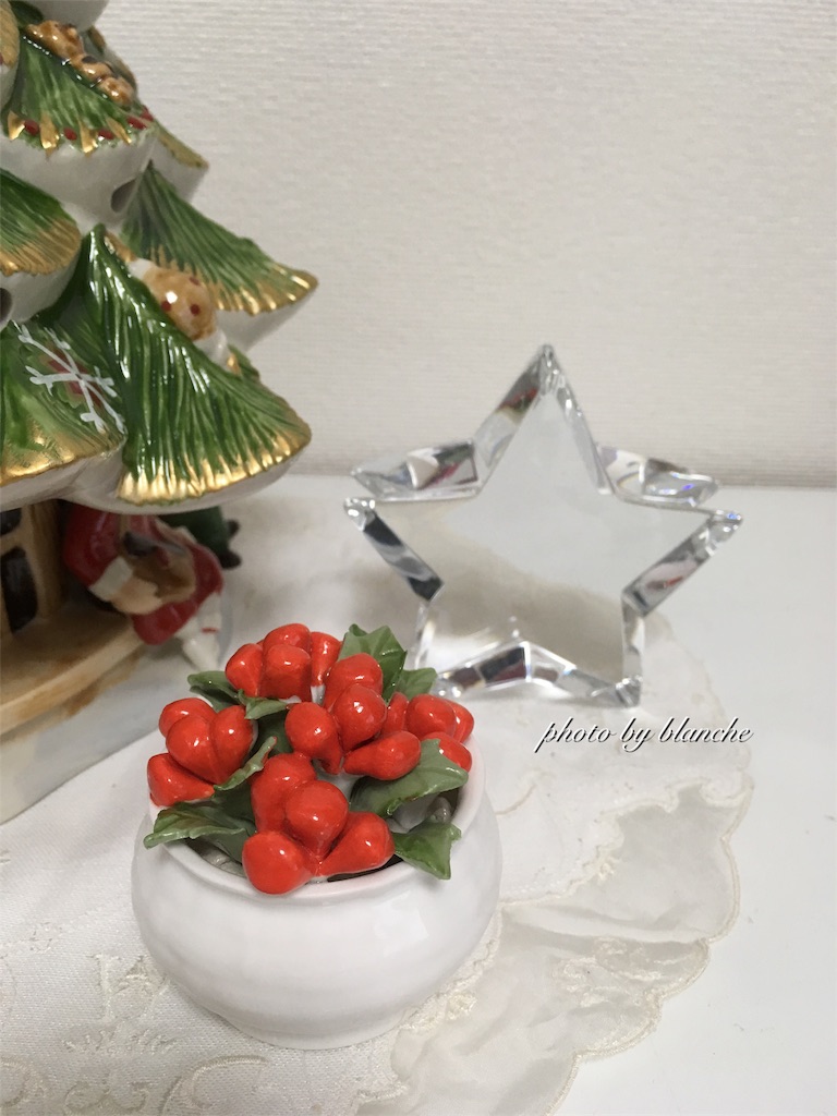 冬】クリスマスの準備は陶器の置物だけ - Pleasant days