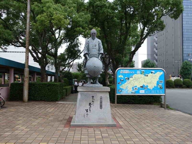 山口県 山口市 種田山頭火像の写真