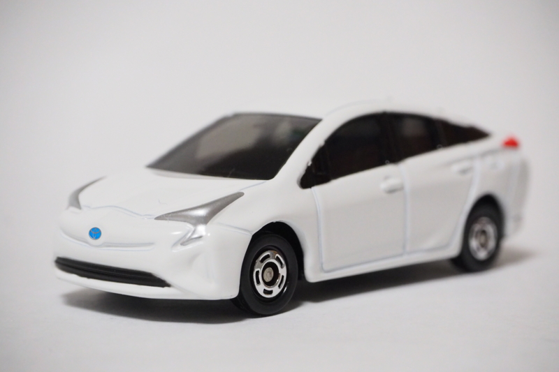 トミカ No 50 トヨタ プリウス Nullgadget