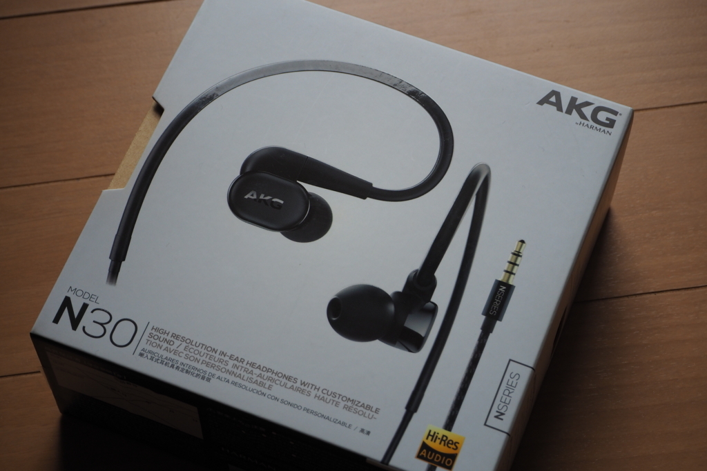 AKG N30 レビュー 爽やかな音のハイブリッドホン - nullgadget