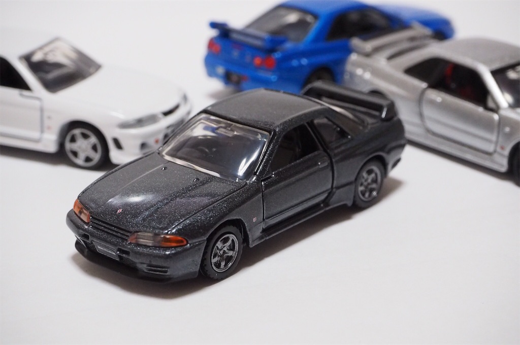 トミカプレミアム 13 日産 スカイライン GT-R R33 新パッケージ 希少 トミカプレミアム 13 日産 スカイライン GT-R R33 新パッケージ