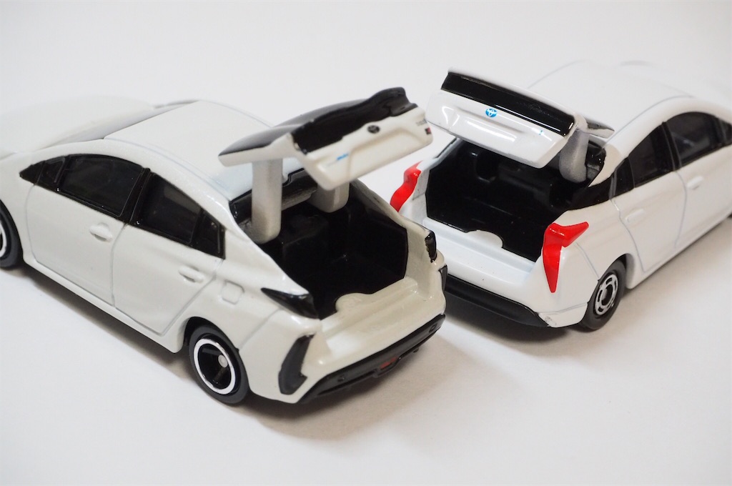 2018年 5月新車) トミカ NO.76 トヨタ プリウス PHV GR SPORT - nullgadget