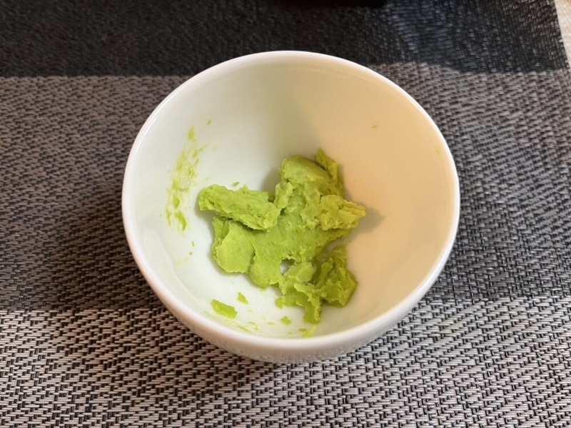 冷凍の枝豆ペーストを解凍して少し混ぜた状態