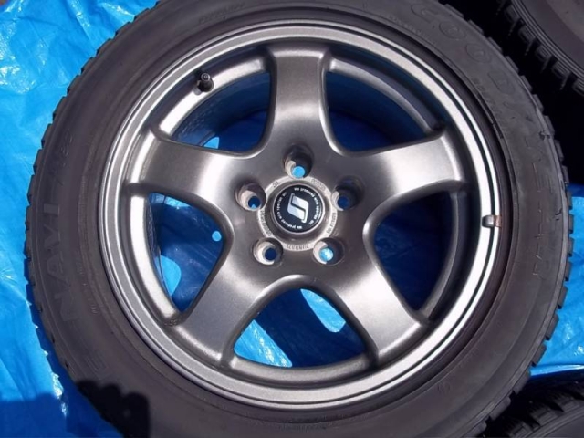 R32-9.jpg