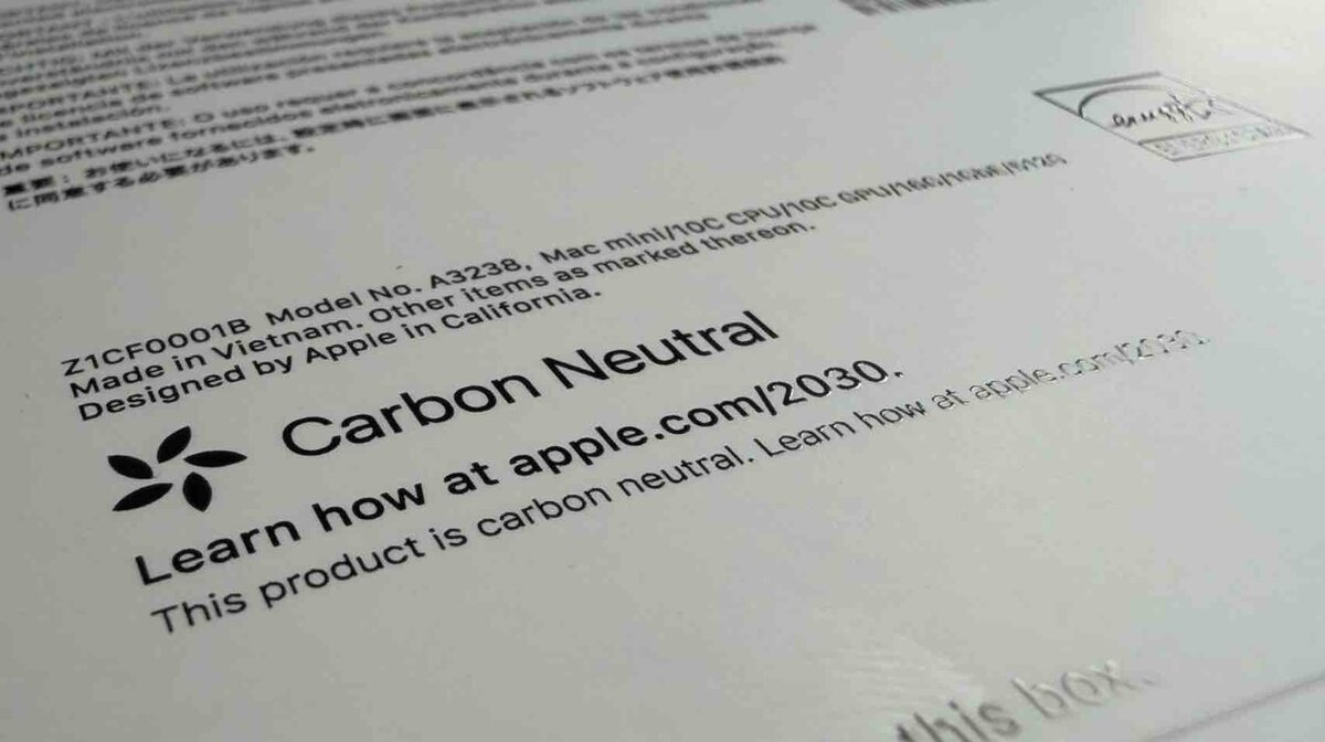 Apple WatchとMac miniから「カーボンニュートラル」表記が消えた理由──EU規制と“オフセット頼み”の限界