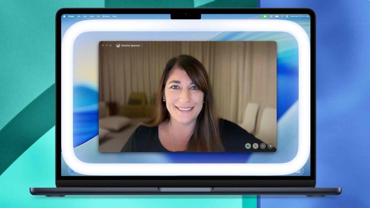 ビデオ通話中の人物を映すMacの画面に、画面の縁を囲むような「Edge Light」効果が表示されている様子