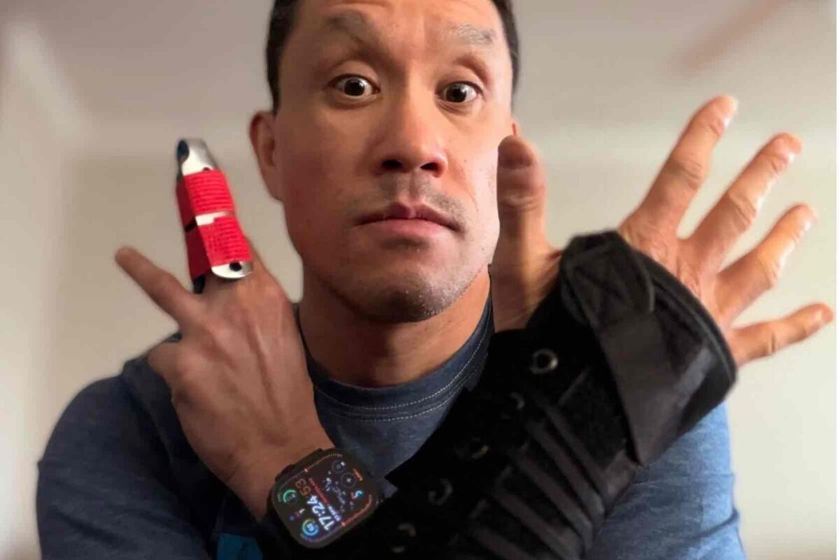 転落後に負傷したハイカーのフォン・レ氏