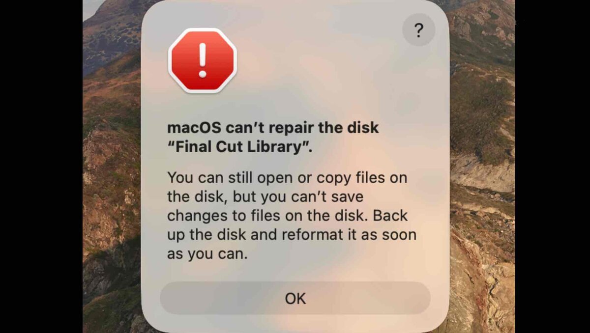 macOSのシステム警告ダイアログ。「macOSはディスク"Final Cut Library"を修復できません」というメッセージと、ファイルのバックアップと再フォーマットを促す説明文が表示されている画面