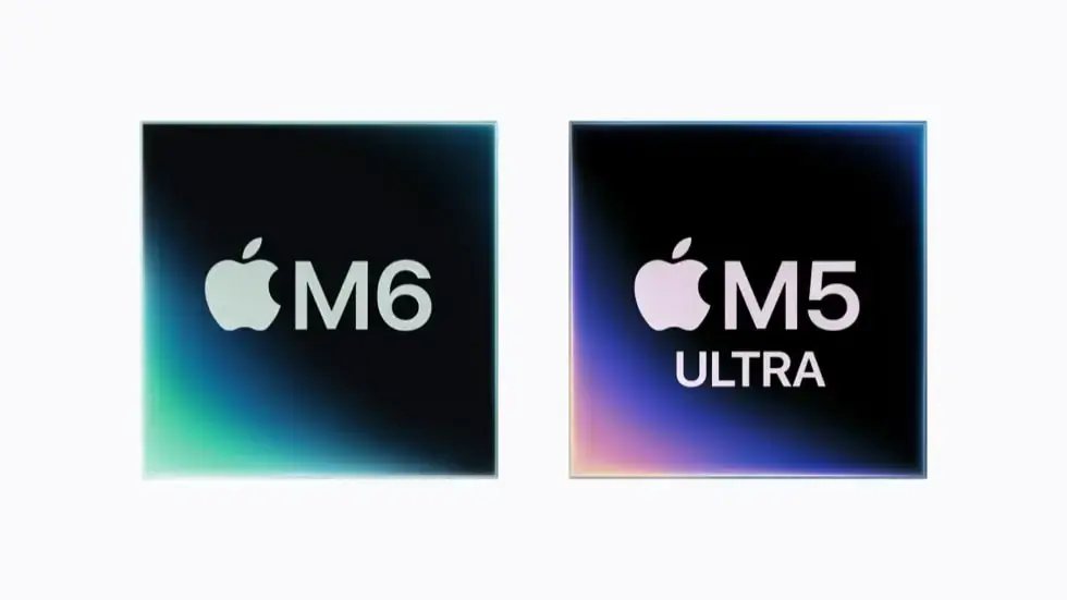 白い背景に、青緑のグラデーションで「M6」と刻まれたチップ板と、虹色のグラデーションで「M5 ULTRA」と刻まれたチップ板が左右に並んでいる