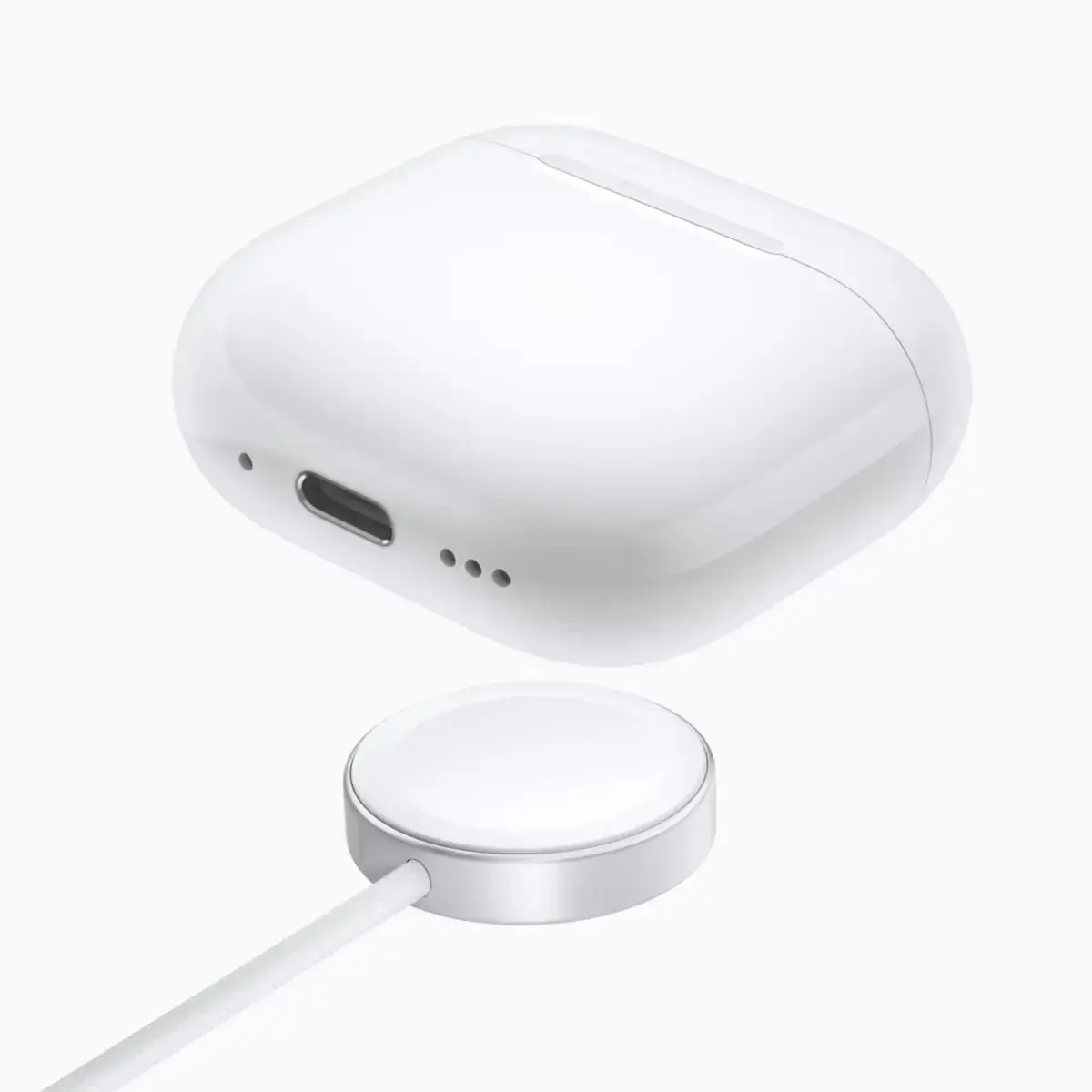 AirPods本体 ホワイト　5月限定値下げ‼️ AirPods 5は23,800円で9月18日発売。安いほうにもANCが載って選び方が