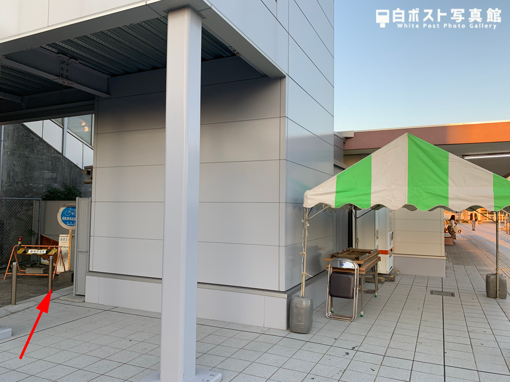 新蒲原駅舎と白ポストの位置関係図
