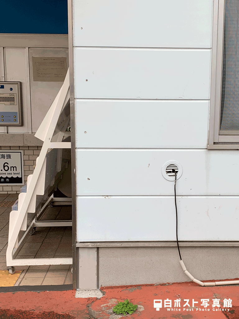 栢山駅の白ポスト設置個所