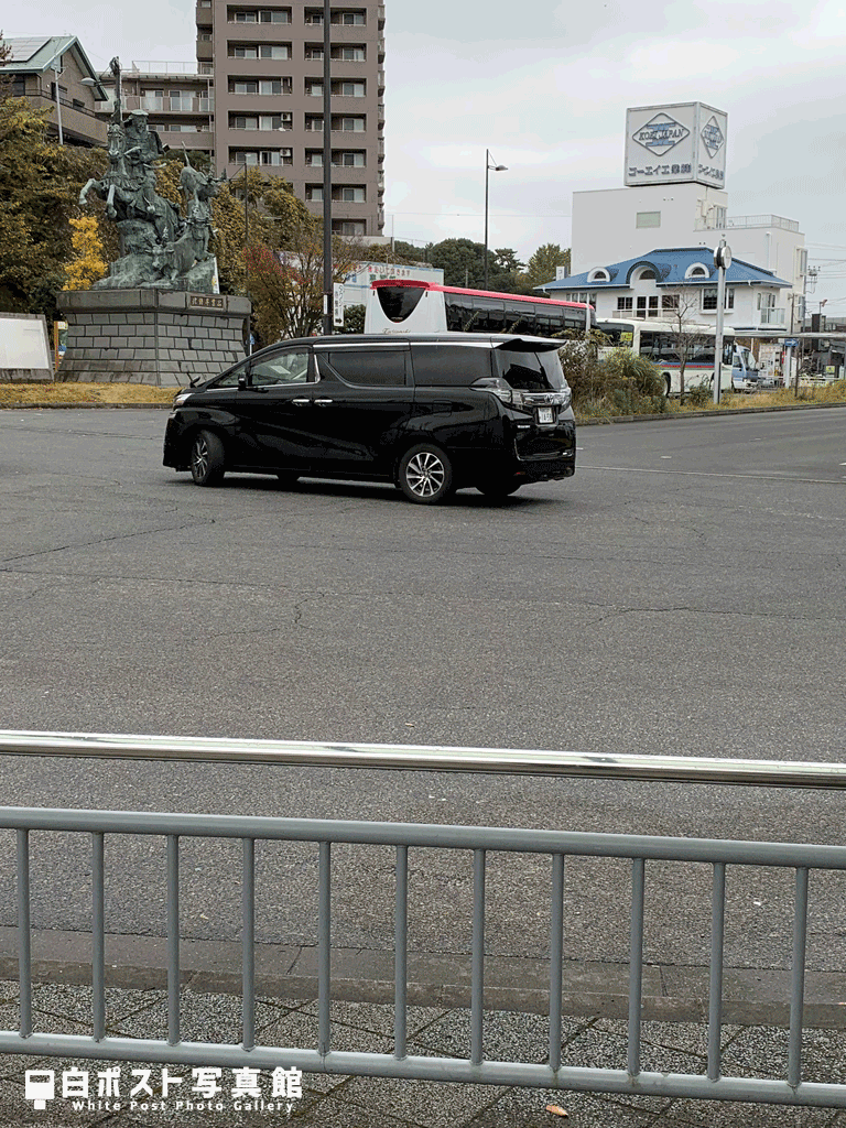 小田原駅西口の白ポスト設置個所