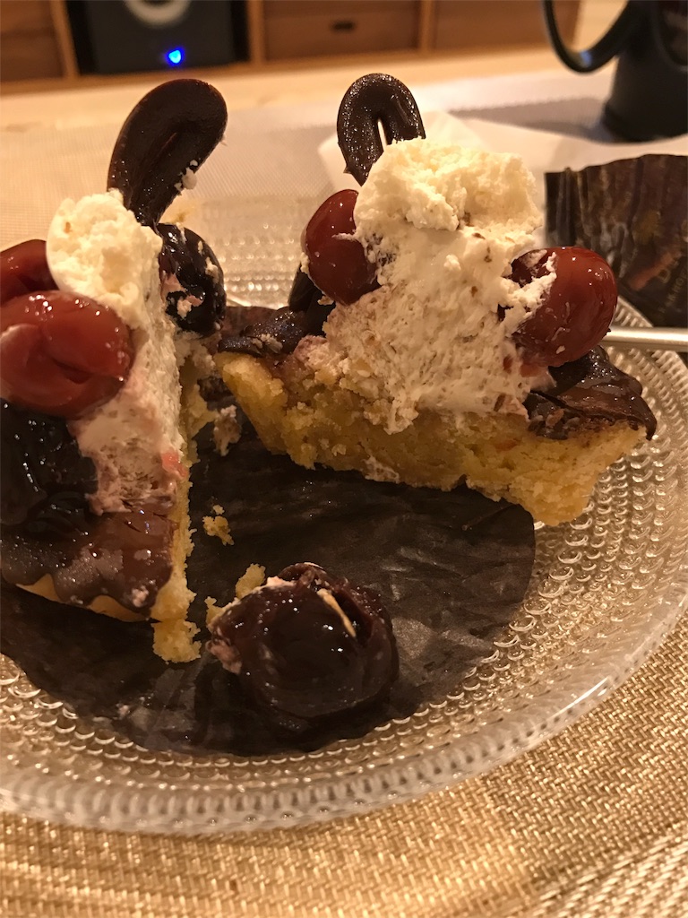 デメルの生ケーキでチョコレート充 シロクマクリーム デメルの生ケーキでチョコレート充 シロクマクリーム