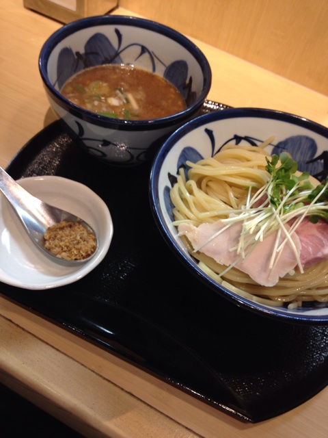 f:id:nvtomo:20141013102040j:plain f:id:nvtomo:20141013102040j:plain