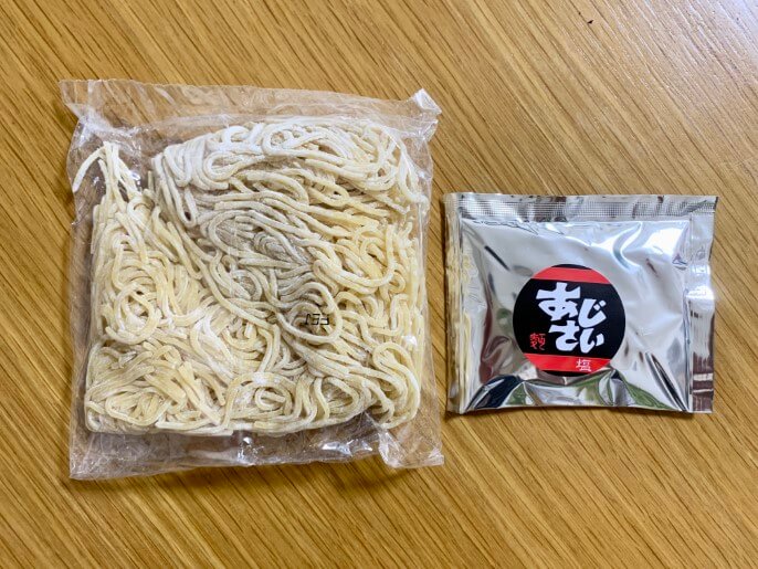 麺工房あじさい 通販 箱館塩生拉麺 中身