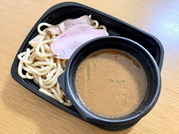 セブンイレブン とみ田監修 濃厚豚骨魚介つけ麺 完成品