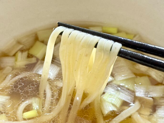 らぁ麺や嶋 雲呑つけ麺 麺とスープ