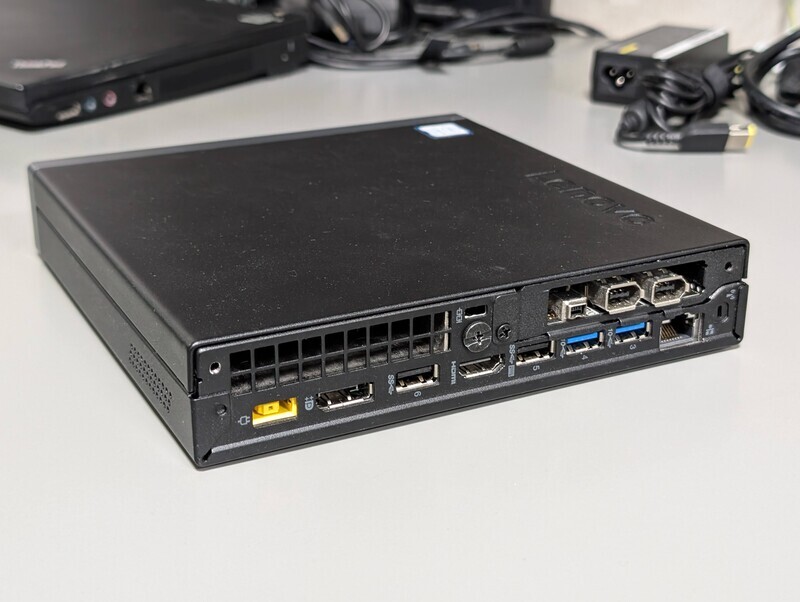 ThinkCentre M720q TinyにIEEE1394カードを取付 - にゃののん日記