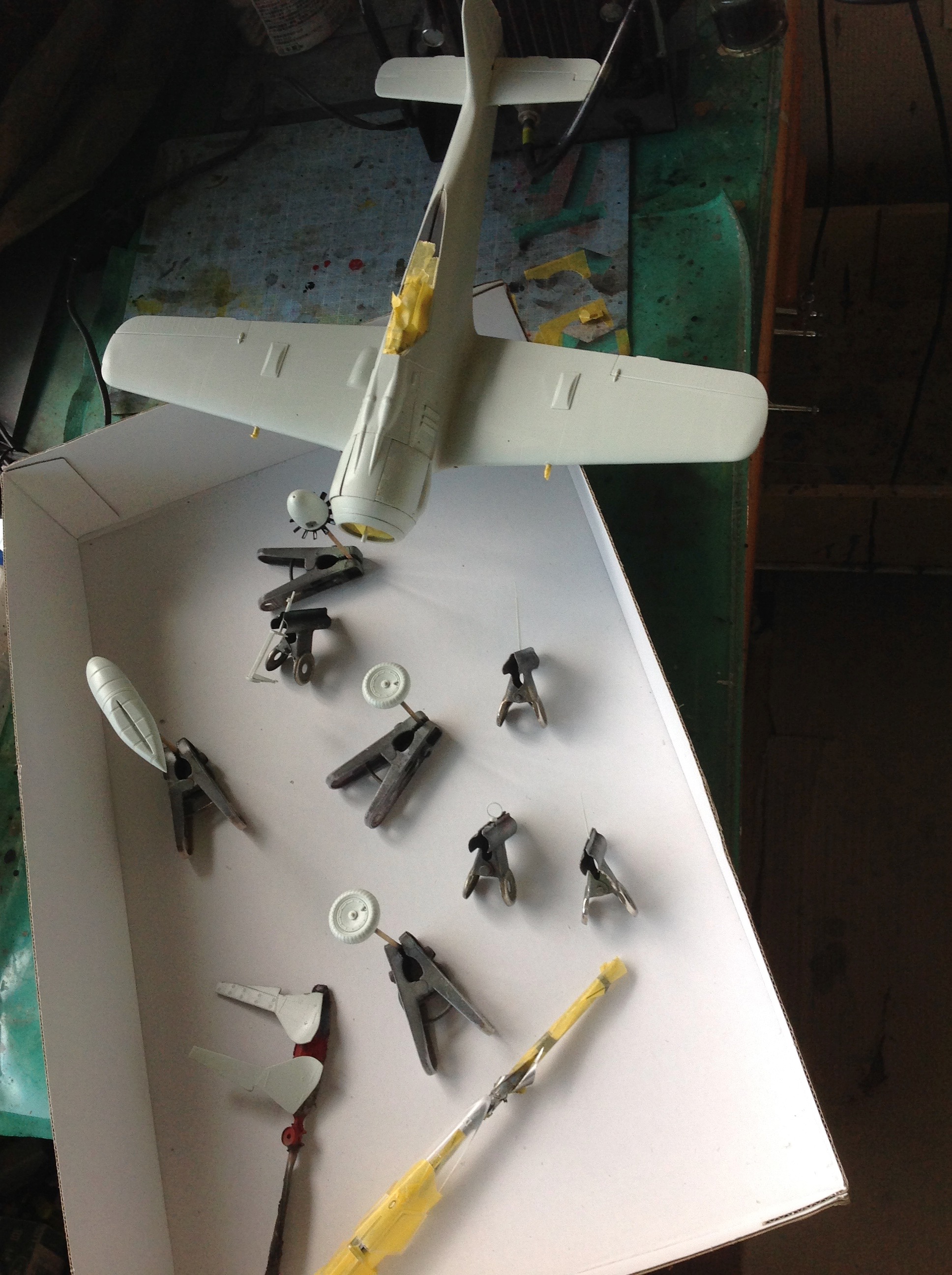 1/32 ドイツレベル フォッケウルフ Fw190A-8/R7 その1 - プロモデラー