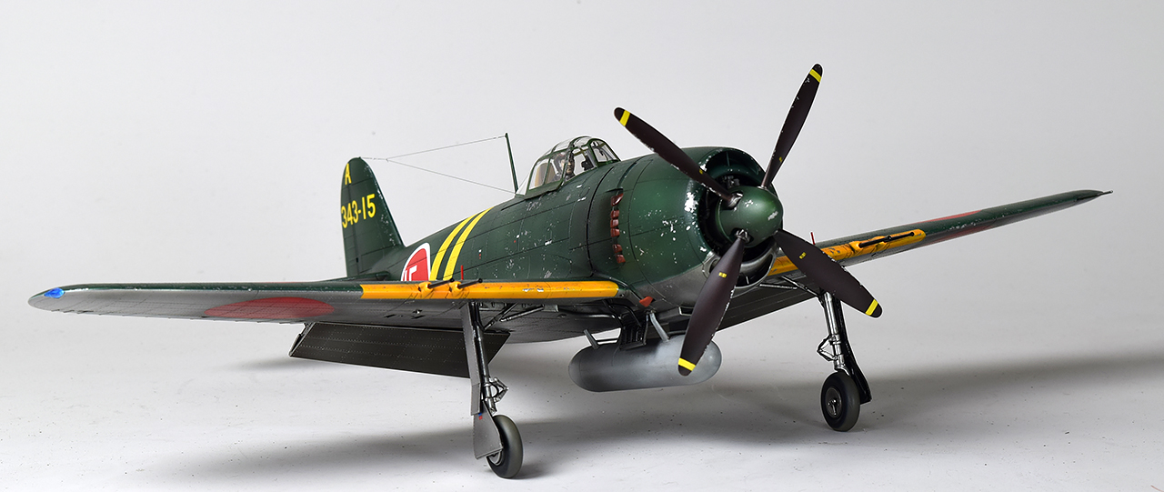 ハセガワ 1/32 紫電改 完成品 紫電改 ハセガワ 1⁄32 スケール 菅野直