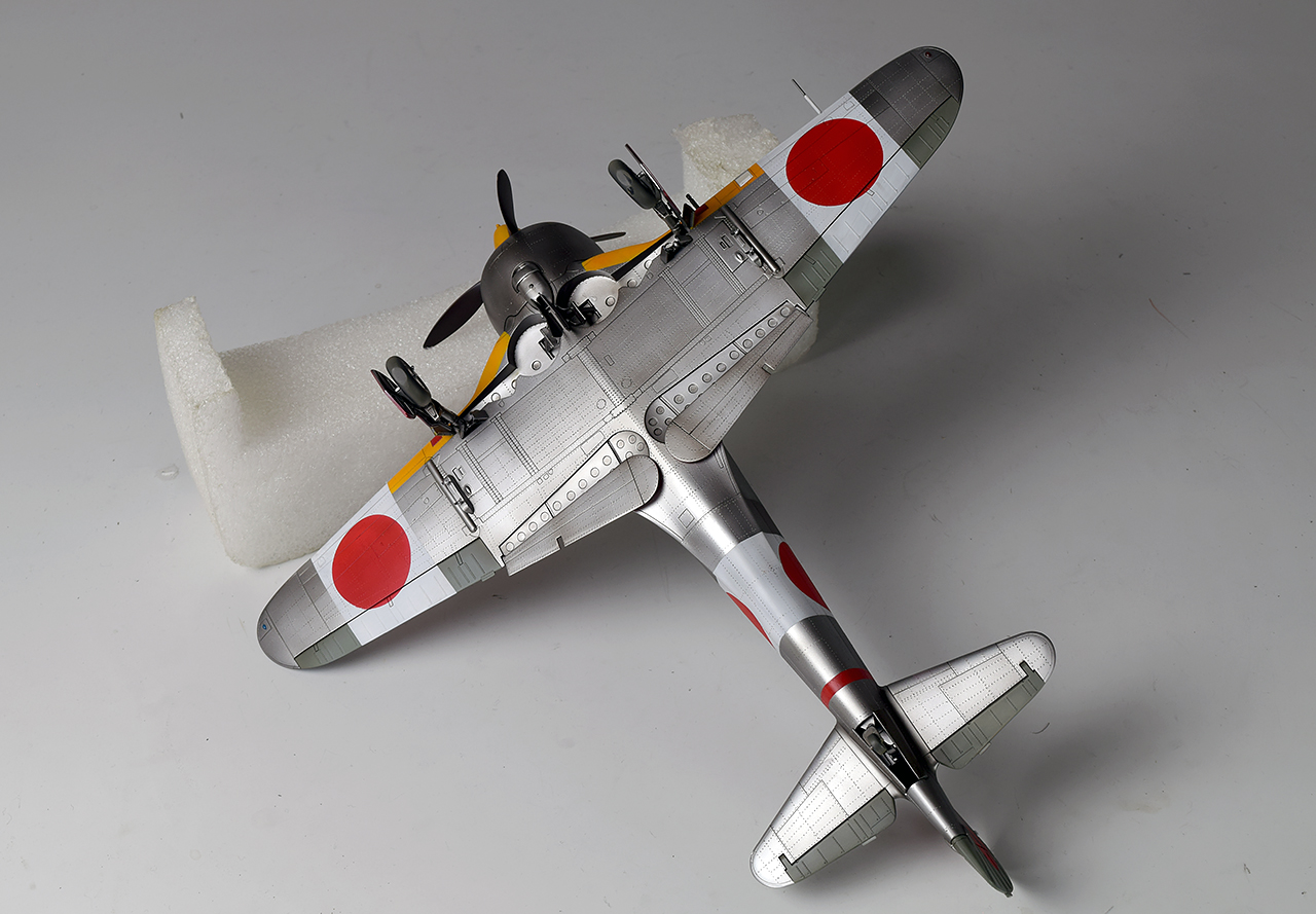 プラモデル完成機　1/32　鍾馗Ⅱ型丙 Amazon | ハセガワ 1/32 日本陸軍 中島 キ44 二式単座戦闘機 鍾馗 II型