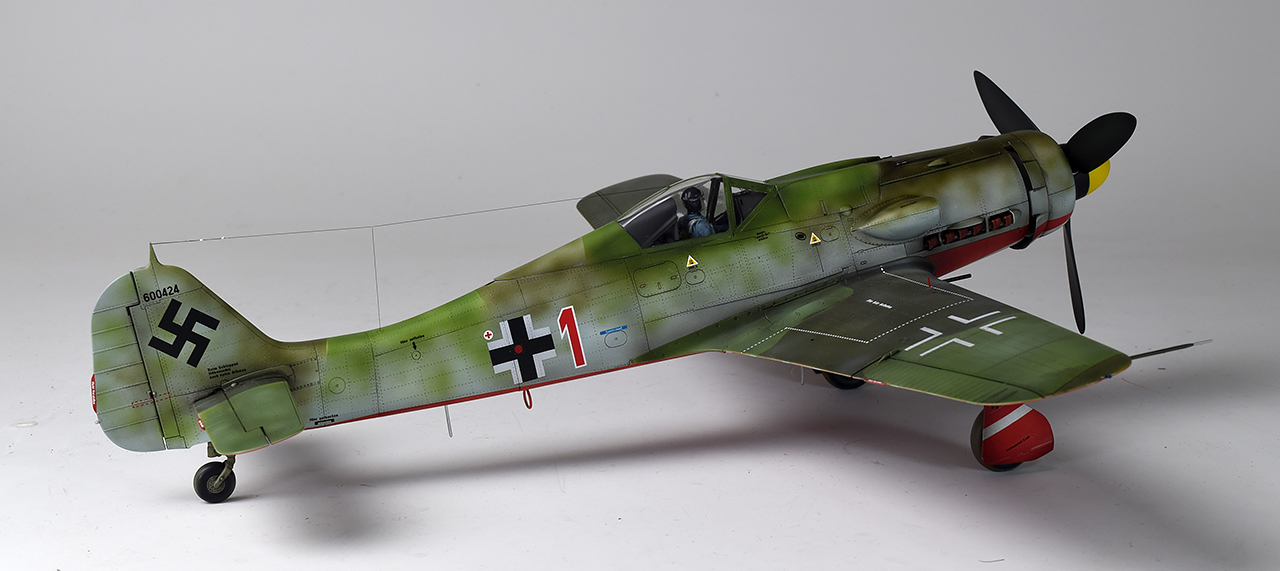 1/32 ハセガワ フォッケウルフ Fw190 D-9 レッド1 - プロモデラー
